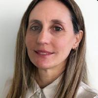 Inés Casañas, Elina