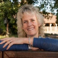 Eenennaam, Alison van