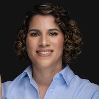 Mora Mora, Gabriela